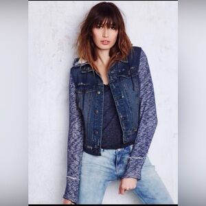 3580 FREE PEOPLE DENIM AND KNIT HOODED JACKET IN INDIGO RINSE SZ SMALL